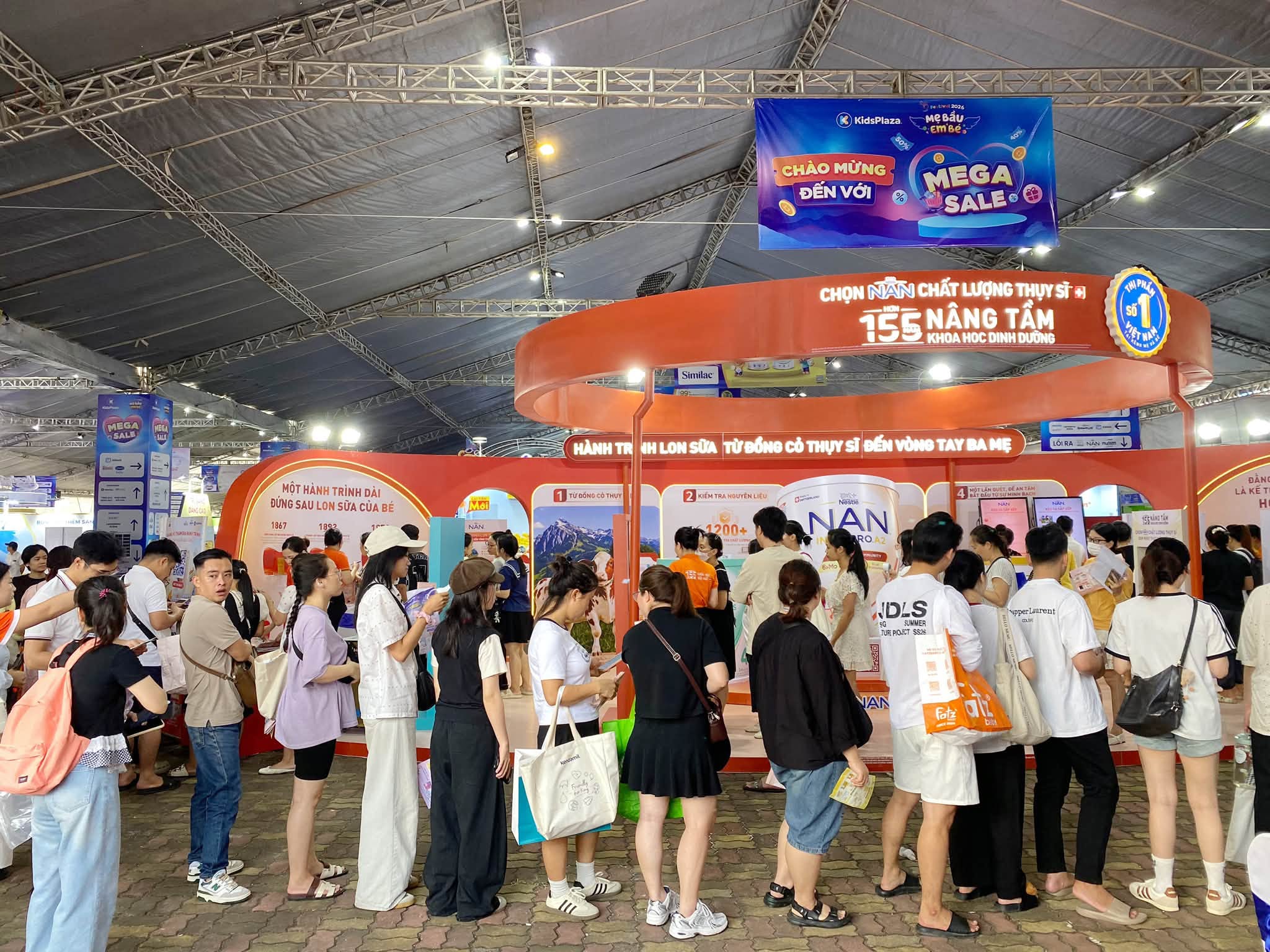 Gallery - Trực tiếp Festival Mẹ Bầu & Em Bé 2026: Ngày hội gia đình tại Hà Nội có gì đáng chờ đợi? - image 3