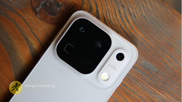 Đ&aacute;nh gi&aacute; OPPO Find X10 Pro Max: Ng&ocirc;i vương nhiếp ảnh mới hay chỉ l&agrave; hiệu ứng truyền th&ocirc;ng? - Ảnh 1.