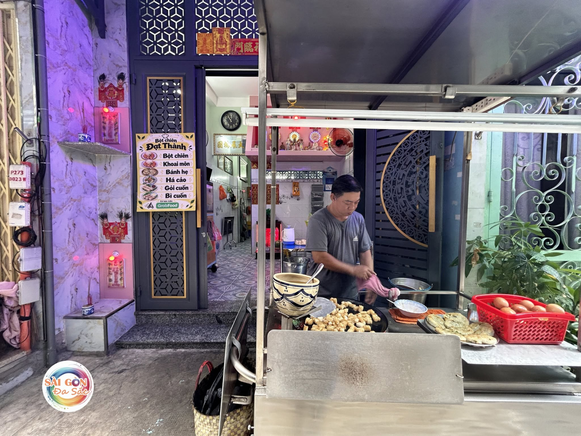 Qu&aacute;n bột chi&ecirc;n Đạt Th&agrave;nh ở TP . HCM mở lại sau 3 th&aacute;ng đ&oacute;ng cửa - Ảnh 2.
