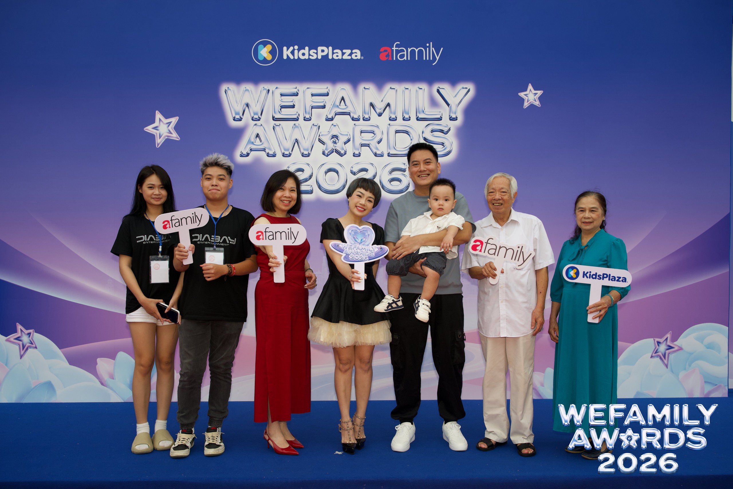 Gallery - Thảm đỏ We Family Awards 2026 - image 11