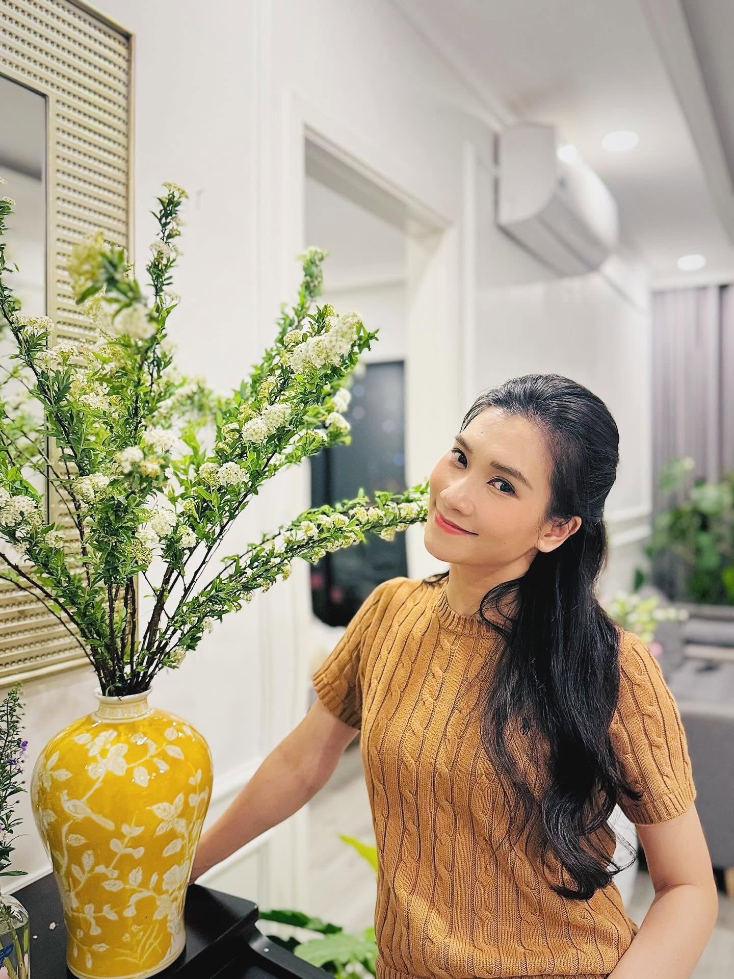 Kh&aacute;nh Trang BTV sinh năm 1984: H&agrave;nh tr&igrave;nh từ sinh vi&ecirc;n Đại học Ngọai thương đến VTV - Ảnh 6.