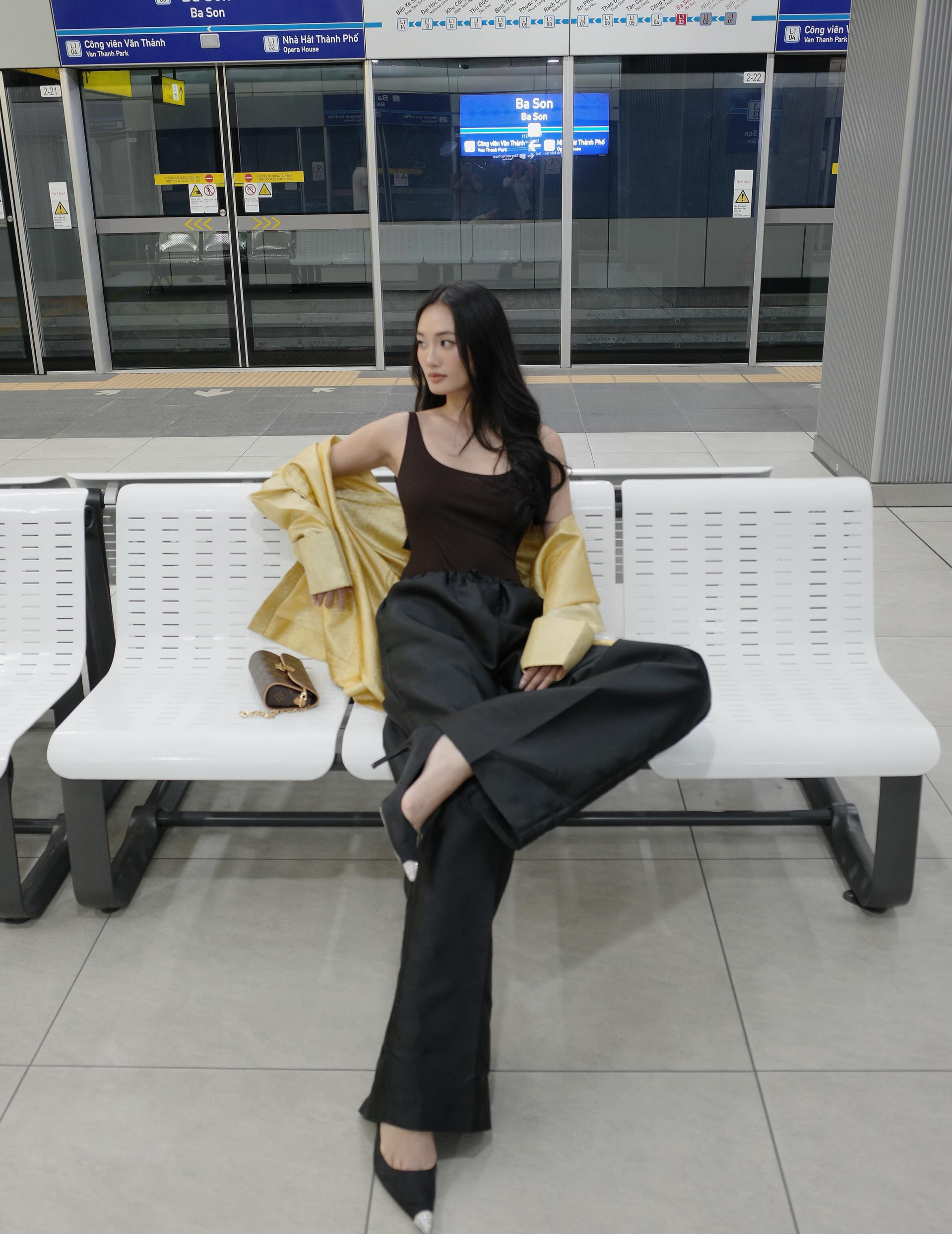Nguyễn Quỳnh Anh tỏa s&aacute;ng với gu thời trang đẹp , đăng quang Miss Universe Vietnam 2026 - Ảnh 4.