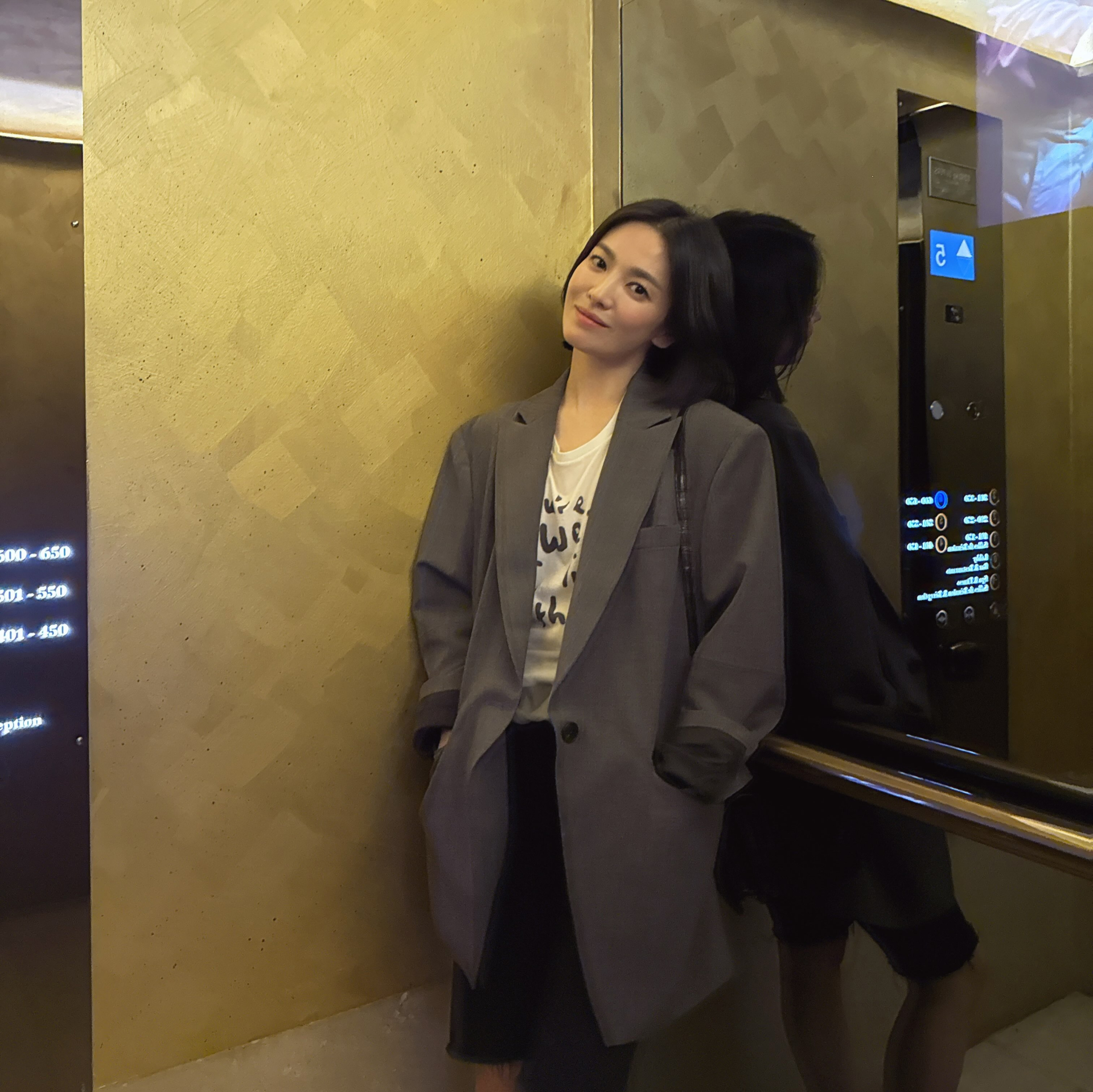 Song Hye Kyo: Mỹ nh&acirc;n đẹp bất biến của showbiz H&agrave;n từ 1996 đến nay - Ảnh 3.