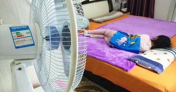 Đừng tùy tiện bố trí phòng ngủ cho trẻ nhỏ! 4 loại đồ vật này dù đẹp đến đâu cũng sẽ âm thầm gây hại cho con - Ảnh 1.