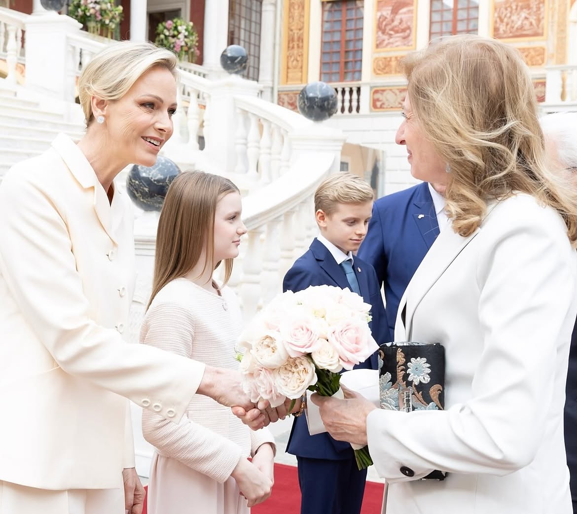 Hình ảnh mới nhất của Jacques và Gabriella tại lễ đón Tổng thống Italy ở Monaco - Ảnh 6. Hình ảnh mới nhất của Jacques và Gabriella tại lễ đón Tổng thống Italy ở Monaco - Ảnh 6.