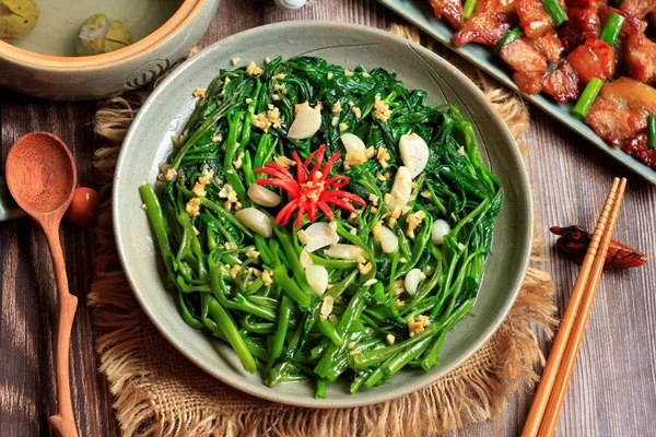 Mùa se lạnh hay mệt mỏi, hãy nhớ 3 loại rau giàu kali này: Chợ Việt bán đầy, giá rẻ bất ngờ - Ảnh 3.