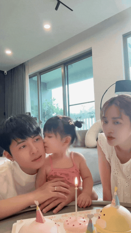 Con g&aacute;i mừng sinh nhật Gin Tuấn Kiệt, d&acirc;n t&igrave;nh x&oacute;t cảnh Puka &ldquo;bị ra r&igrave;a&rdquo; - Ảnh 1.