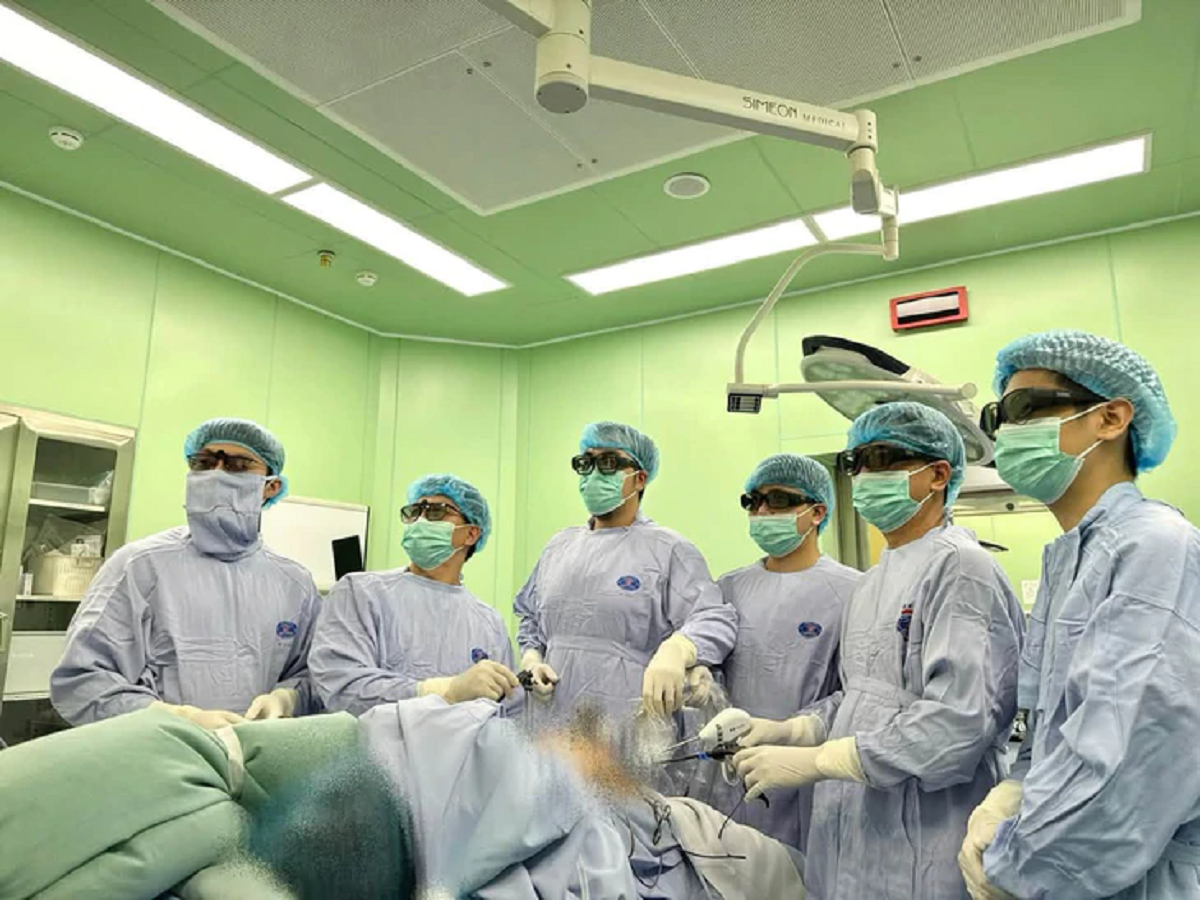 Dấu hiệu ra m&aacute;u &acirc;m đạo v&agrave; ph&aacute;t hiện 2 bệnh ung thư ở phụ nữ 45 tuổi - Ảnh 2.