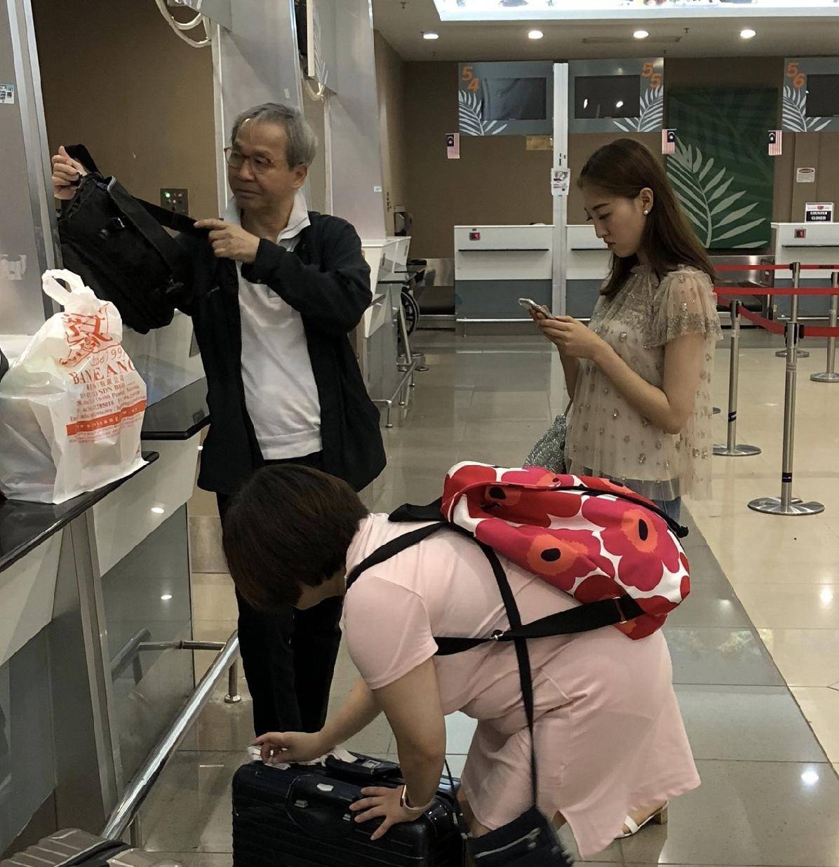 Kết th&uacute;c mối t&igrave;nh 