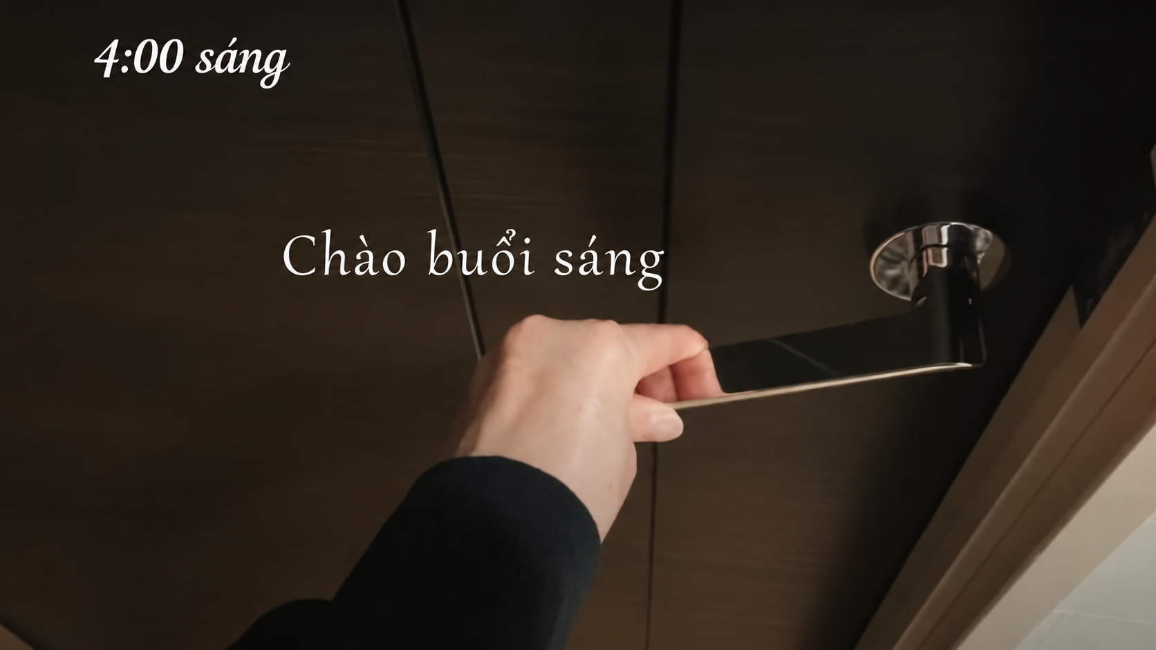 Ngo&agrave;i 40 tuổi, người mẹ dậy từ 4 giờ s&aacute;ng để l&agrave;m hết việc nh&agrave; trước khi đi l&agrave;m: C&oacute; một kiểu mệt mỏi của phụ nữ trung ni&ecirc;n &iacute;t ai nh&igrave;n thấy - Ảnh 2.