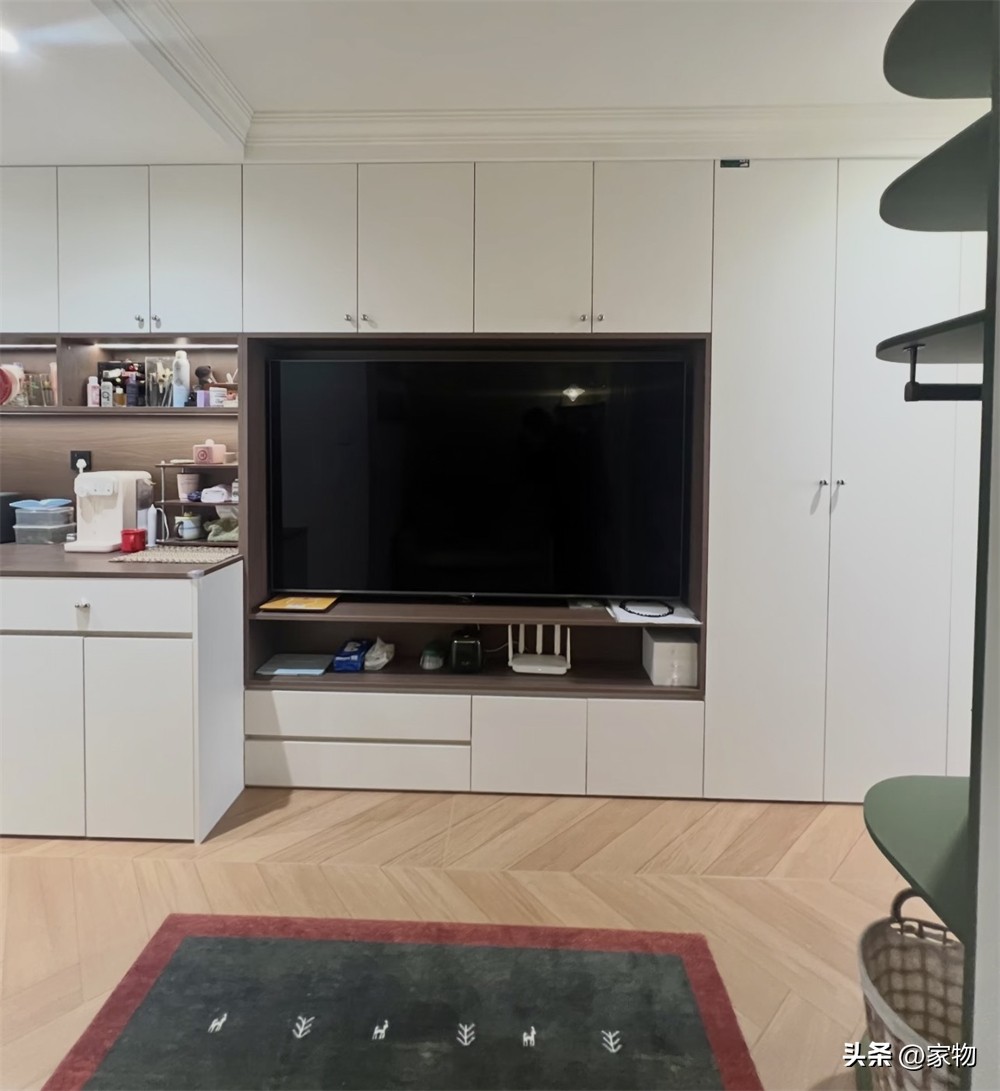 Căn hộ 28m&sup2; vẫn c&oacute; 2 ph&ograve;ng ngủ, 1 ph&ograve;ng kh&aacute;ch: Nh&igrave;n c&aacute;ch c&ocirc; g&aacute;i xử l&yacute; nh&agrave; d&agrave;i v&agrave; hẹp mới thấy từng m&eacute;t vu&ocirc;ng đều c&oacute; gi&aacute; trị - Ảnh 8.