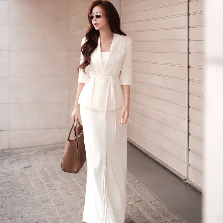 Diện cả set đồ đồng m&agrave;u: B&iacute; k&iacute;p mặc đẹp chuẩn 