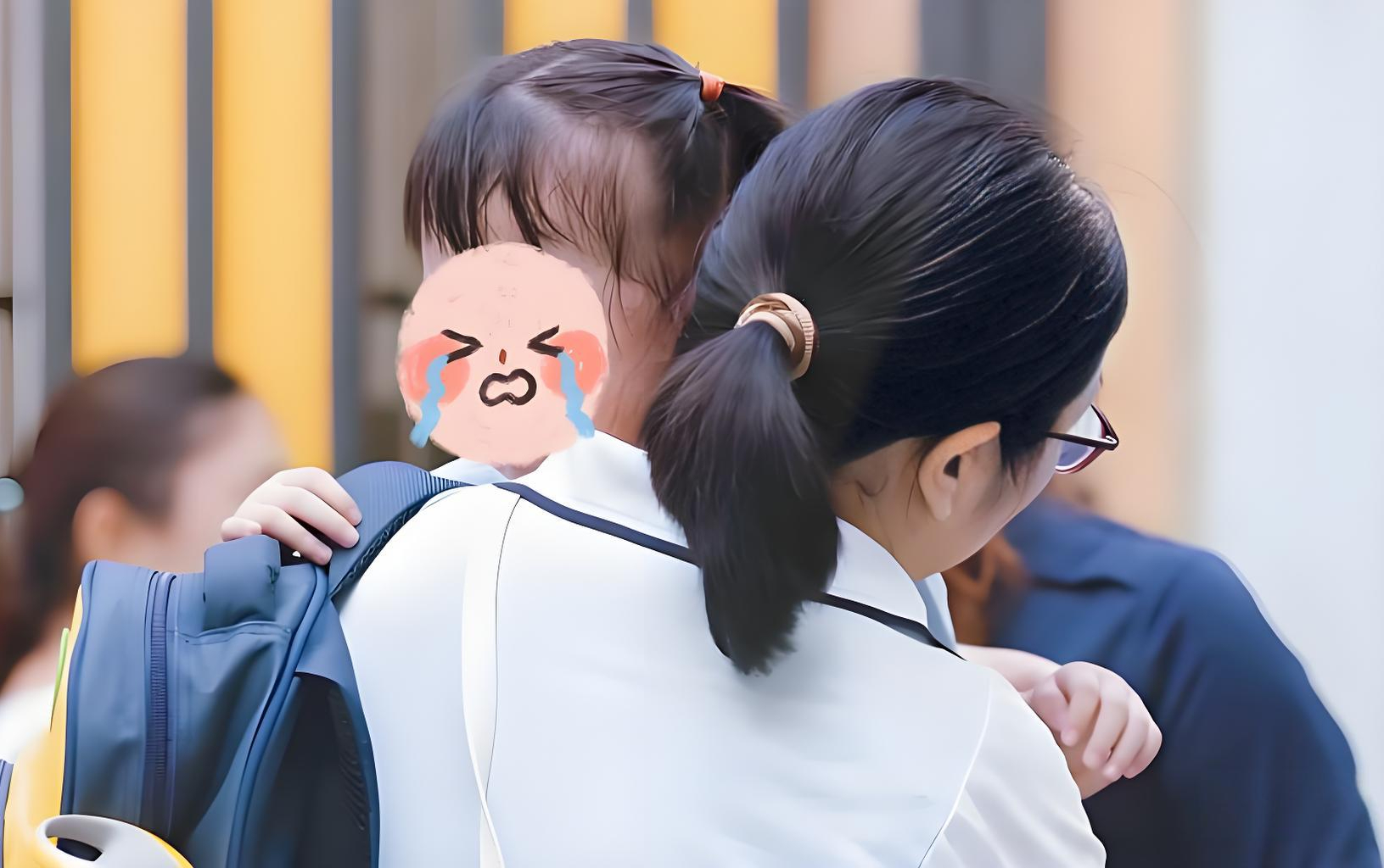 Vợ đăng k&yacute; cho con g&aacute;i 4 tuổi học 6 lớp năng khiếu, c&ograve;n đ&ograve;i th&ecirc;m 2 lớp nữa, chồng suy sụp: 