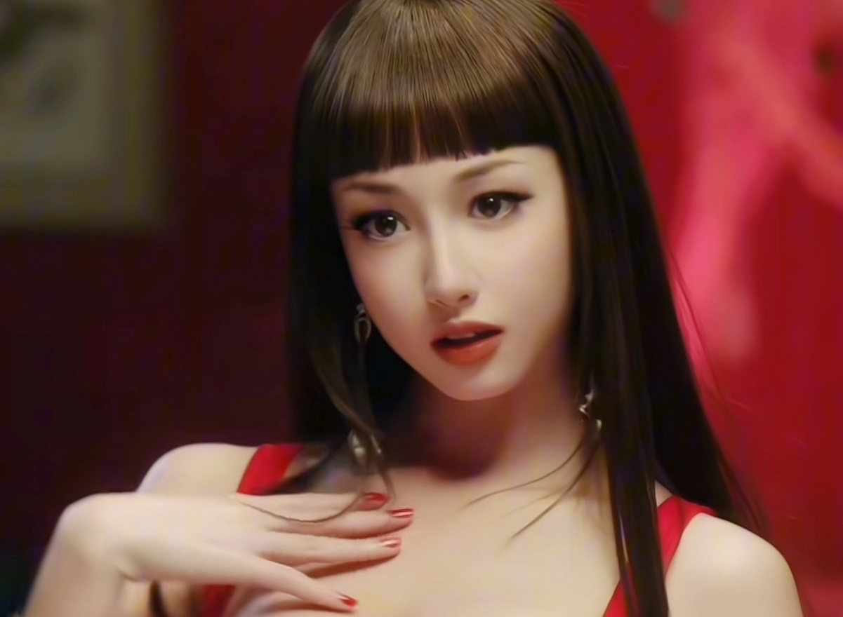 Quốc bảo nhan sắc Erika Sawajiri t&aacute;i xuất sau 6 năm vướng scandal g&acirc;y sốt - Ảnh 6.