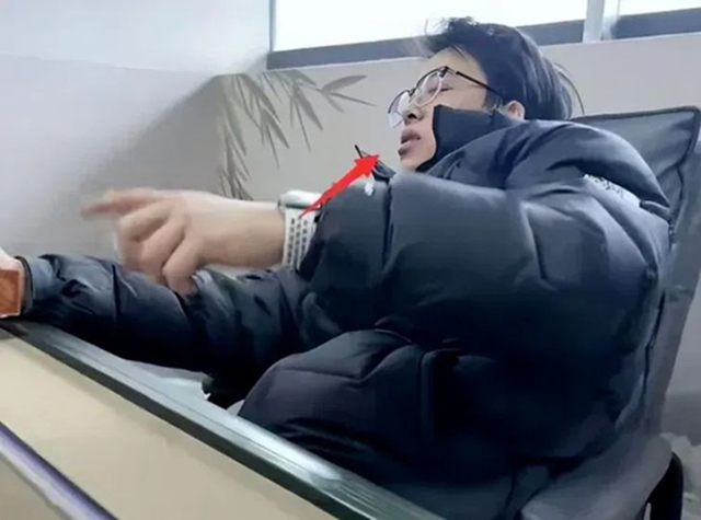 Chấn động giới thể hình: Nam VĐV thể hình 26 tuổi tử vong trong lúc ngủ, cơ thể từng phát ra nhiều “tín hiệu cầu cứu” nhưng bị bỏ qua- Ảnh 2.