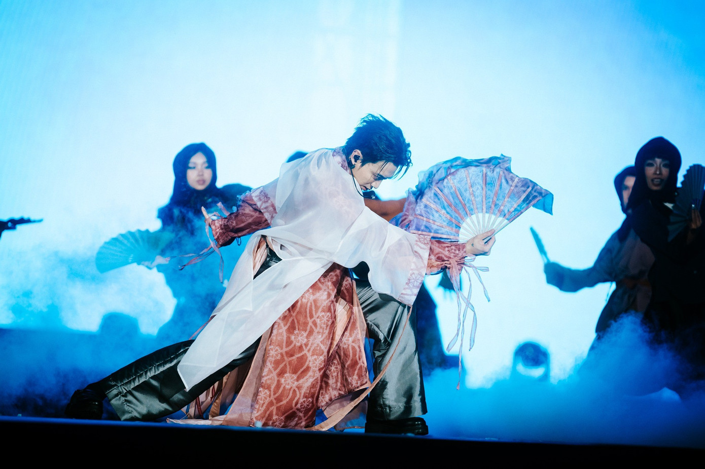 C&aacute;t - x&ecirc; ca sĩ Việt 2026 tăng ch&oacute;ng mặt - Ảnh 14.