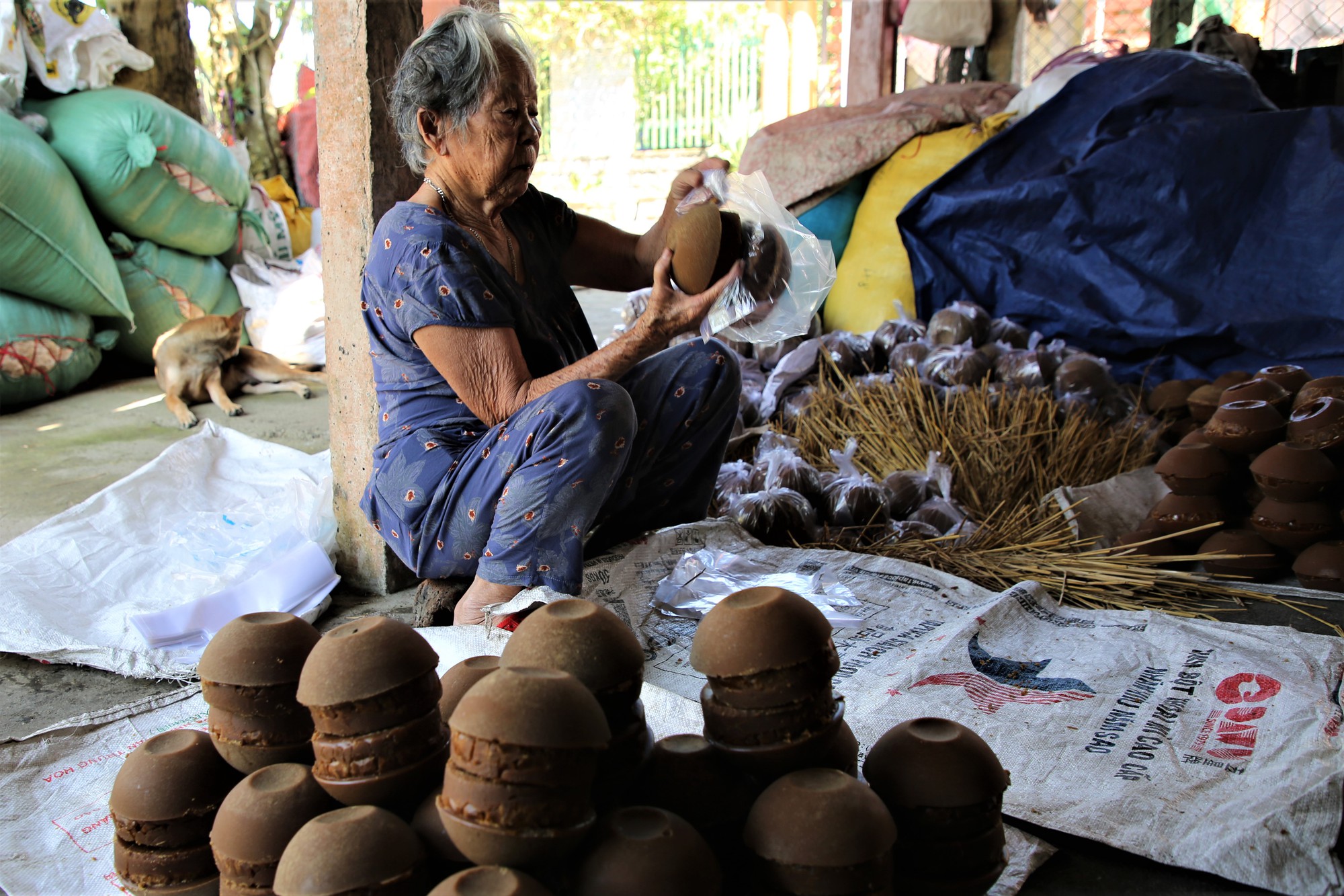 23 Th&aacute;ng Chạp: Hương vị đường đen Đ&agrave; Nẵng cho lễ c&uacute;ng &ocirc;ng C&ocirc;ng &ocirc;ng T&aacute;o - Ảnh 16.