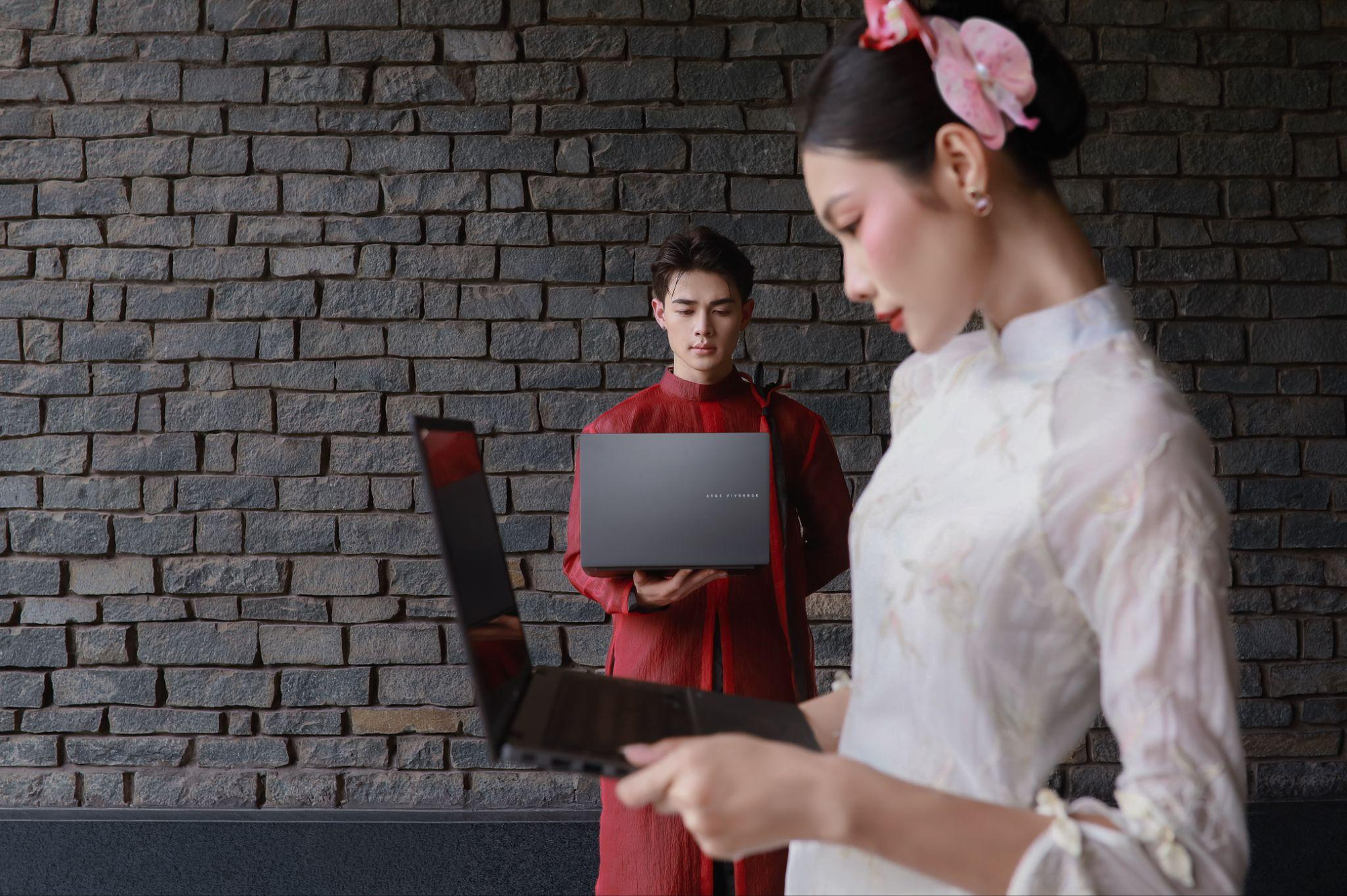 Khi chiếc laptop ph&ugrave; hợp gi&uacute;p chị em tự tin hơn trong t&igrave;nh huống thường ng&agrave;y- Ảnh 7.