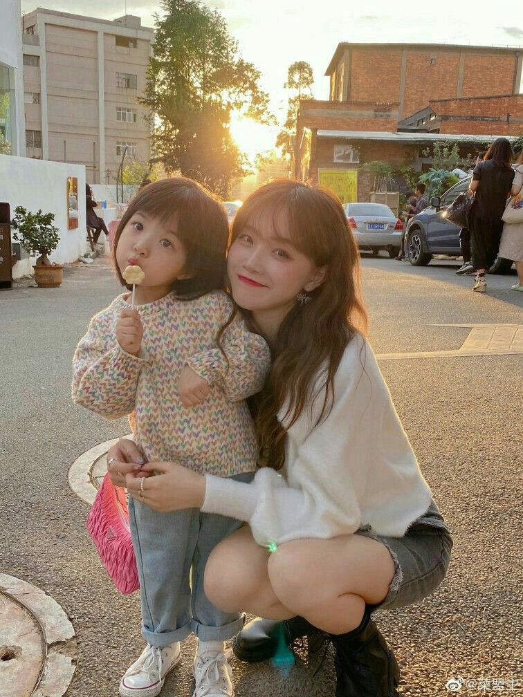 Trong 20 năm tới, gia đ&igrave;nh sinh con g&aacute;i c&oacute; thể đối mặt nhiều &aacute;p lực hơn- Ảnh 1.