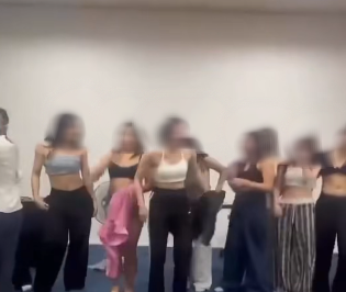 Sốc tận óc: Văn phòng giữa Hà Nội biến thành 