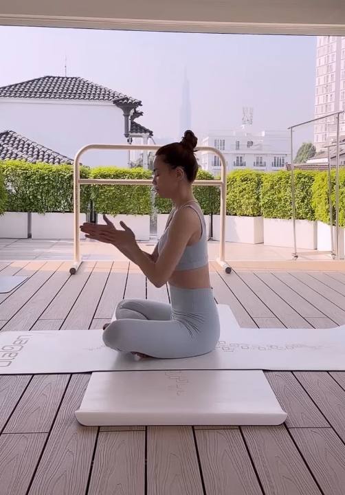 Hồ Ngọc H&agrave; tiết lộ thực đơn xuống 2kg trong 3 tuần, 