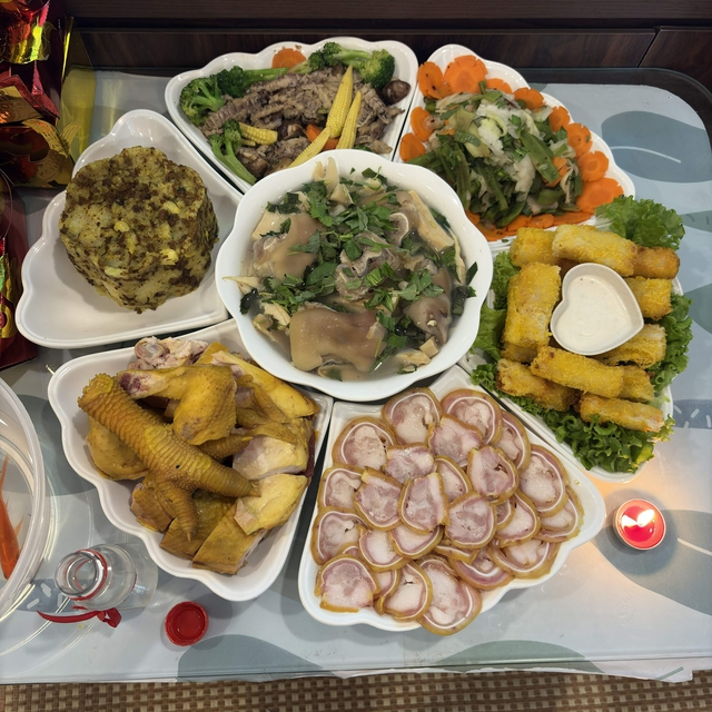 Đại hội khoe m&acirc;m c&uacute;ng &ocirc;ng C&ocirc;ng &ocirc;ng T&aacute;o tr&agrave;n ngập MXH, loạt m&oacute;n đặc sản được đưa 