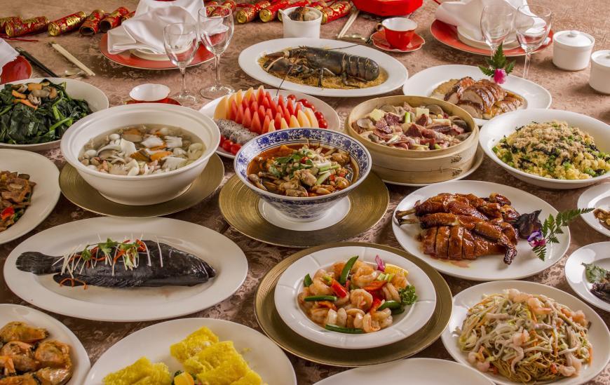 41 tuổi, tôi quyết định Tết 2026 sẽ KHÔNG mua những thứ này và lần đầu thấy Tết nhẹ ví đến vậy - Ảnh 4.