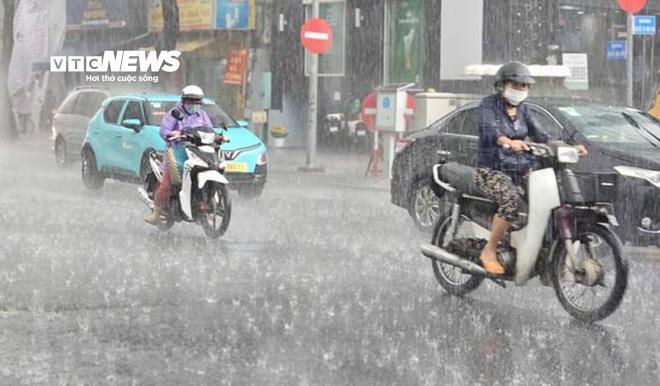 Dự b&aacute;o thời tiết ng&agrave;y 12/2/2026: Miền Bắc mưa ph&ugrave;n sương m&ugrave;, miền Nam mưa tr&aacute;i m&ugrave;a - Ảnh 1.