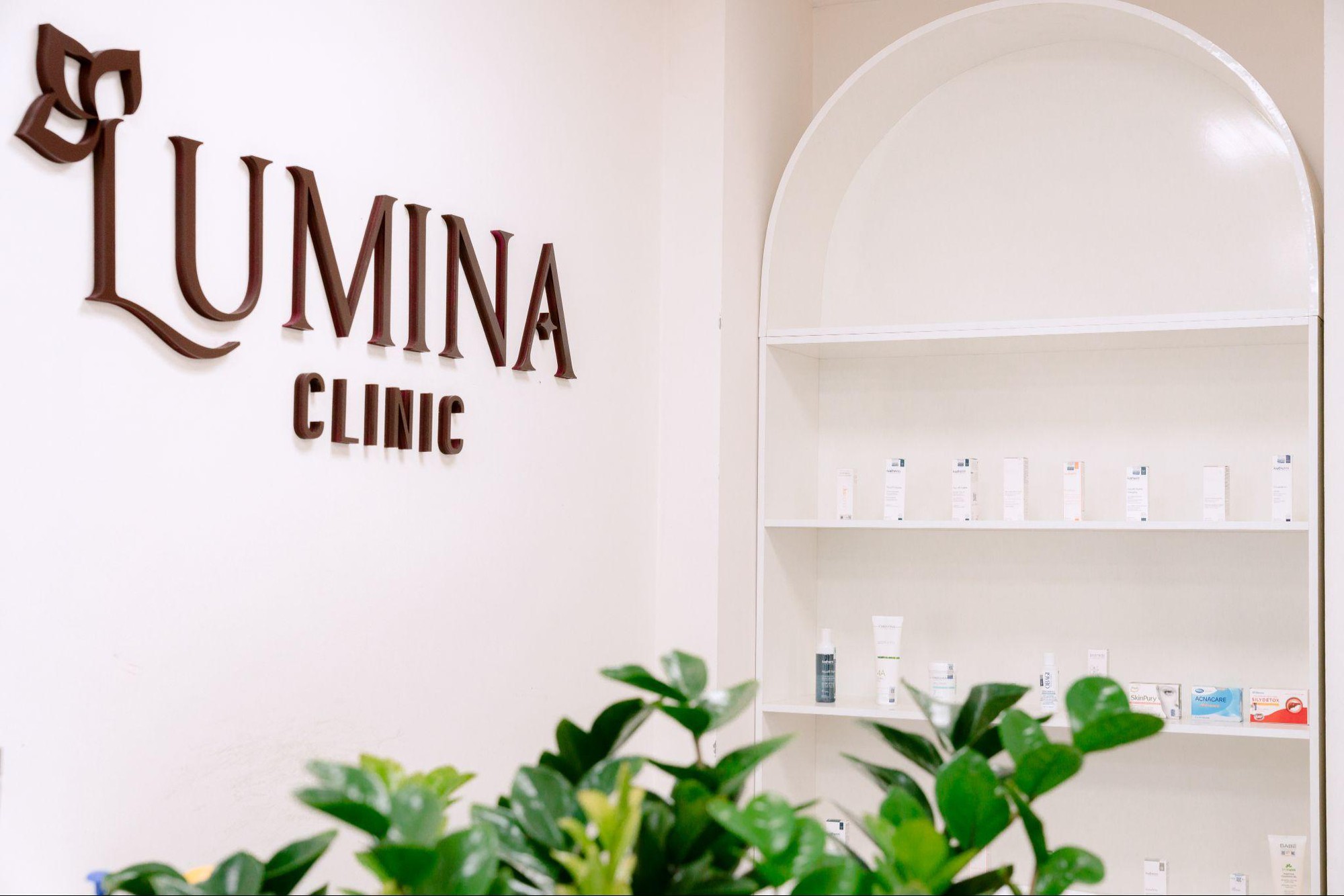 Điều trị mụn ẩn tuổi 36: Khi t&ocirc;i chọn giải ph&aacute;p da liễu thay v&igrave; tự xử tại nh&agrave; - Ảnh 7.