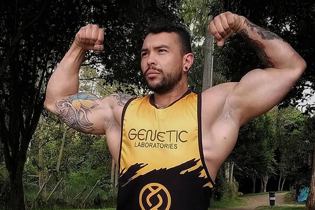 Nh&agrave; v&ocirc; địch thể h&igrave;nh đột tử ngay giữa buổi tập, cả ph&ograve;ng gym b&agrave;ng ho&agrave;ng- Ảnh 1.