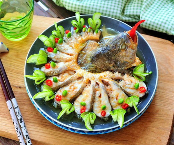 Loại cá dùng nhiều vào dịp Tết, được coi là thuốc quý trong Đông y: Có tác dụng cực tốt trong việc bồi bổ, dưỡng nhan cho phụ nữ - Ảnh 4.