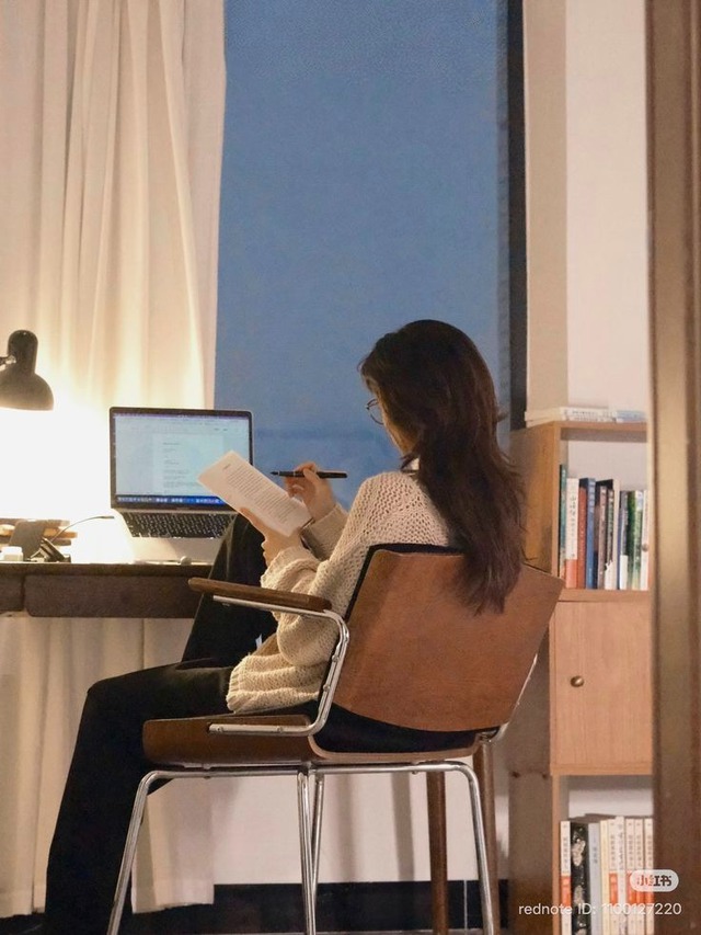 Lương 100 triệu, biếu Tết nh&agrave; nội 2 triệu bị mỉa mai 