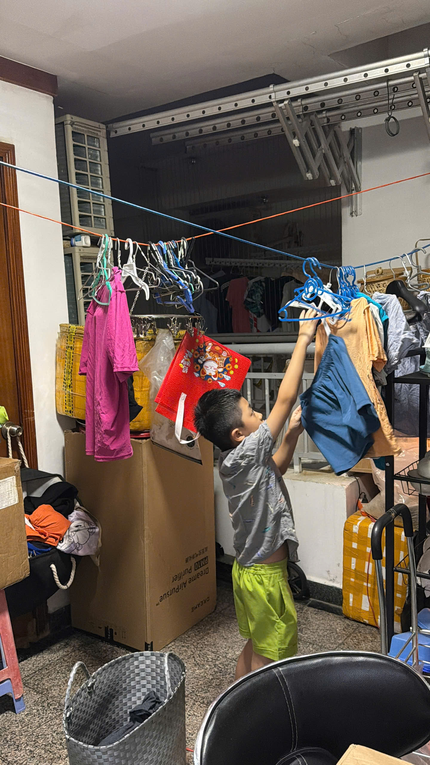 Năm Bính Ngọ của mẹ 4 con tuổi Ngọ Helen Nguyễn: Đi qua những mùa Tết mưu sinh để “vẽ” lại tuổi thơ rực rỡ cho các con- Ảnh 8. Năm Bính Ngọ của mẹ 4 con tuổi Ngọ Helen Nguyễn: Đi qua những mùa Tết mưu sinh để “vẽ” lại tuổi thơ rực rỡ cho các con- Ảnh 8.