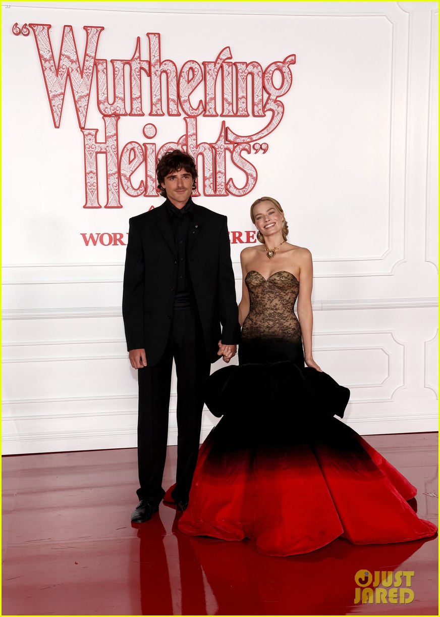 margot-robbie-jacob-elordi-wuthering-heights-world-premiere-in-hollywood-05-1770951409684308598533-1771035603125-1771035603326598192129.jpg