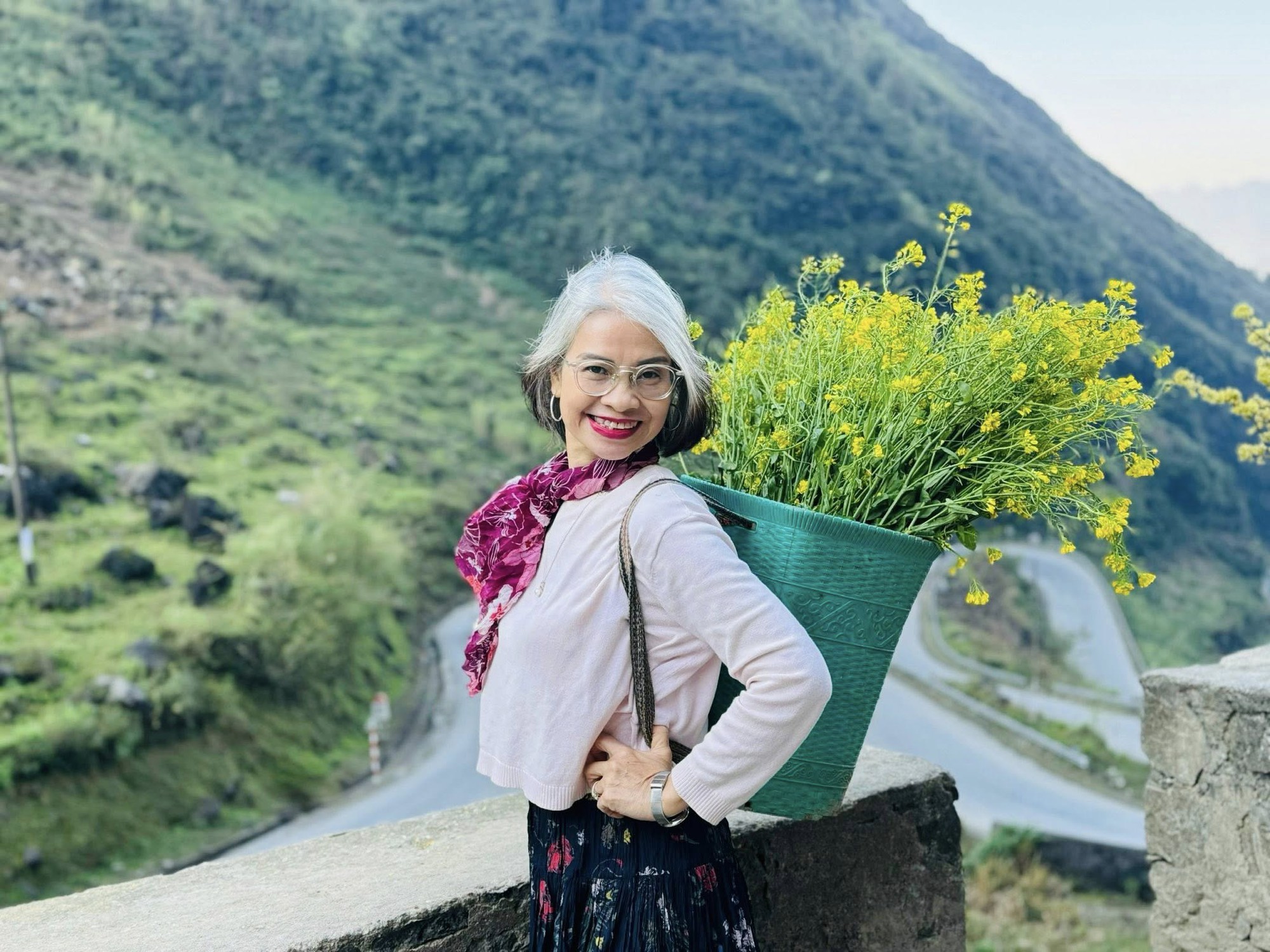 t&oacute;c bạc - Ảnh 1.