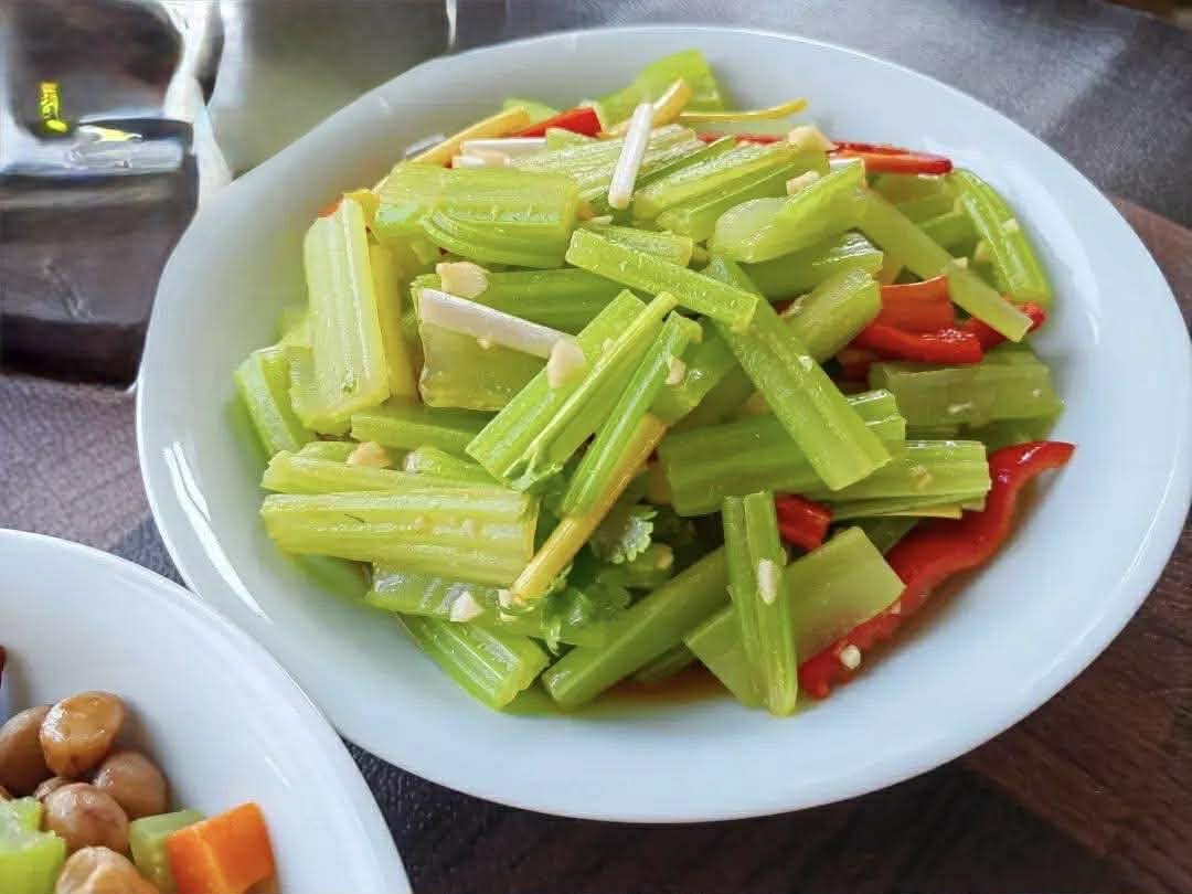 4 m&oacute;n ăn dễ l&agrave;m n&agrave;y vừa gi&uacute;p việc bếp nh&agrave;n t&ecirc;nh dịp Tết lại ngon miệng v&agrave; chống ng&aacute;n ho&agrave;n hảo - Ảnh 10.