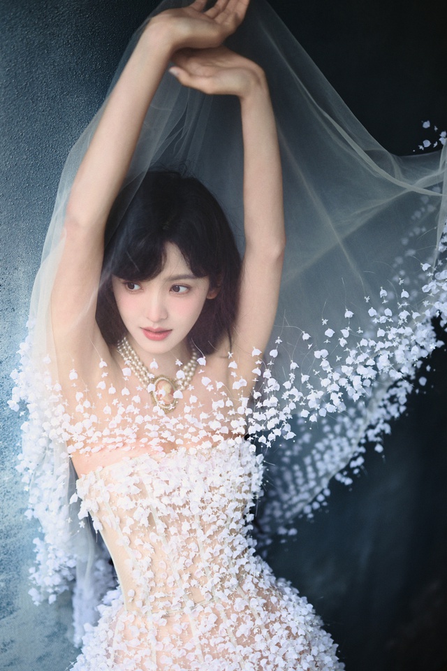 &ldquo;M&atilde;&rdquo; Đ&aacute;o Th&agrave;nh C&ocirc;ng: Thời trang Việt Nam đang phi nước đại tr&ecirc;n những đại lộ lớn nhất thế giới- Ảnh 21.