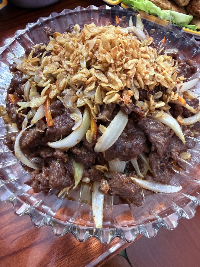 M&acirc;m cơm tất ni&ecirc;n 