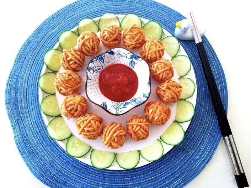 Món ăn giòn tan đưa vị lại đẹp mắt và cực hợp trong bữa cơm ngày Tết với thông điệp tròn đầy sung túc - Ảnh 8. Món ăn giòn tan đưa vị lại đẹp mắt và cực hợp trong bữa cơm ngày Tết với thông điệp tròn đầy sung túc - Ảnh 8.