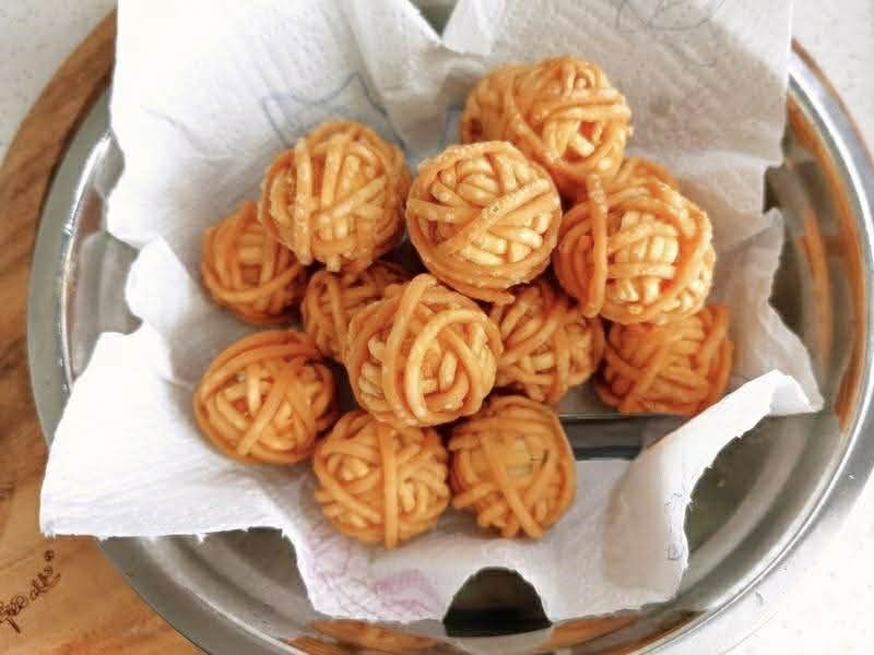 Món ăn giòn tan đưa vị lại đẹp mắt và cực hợp trong bữa cơm ngày Tết với thông điệp tròn đầy sung túc - Ảnh 7. Món ăn giòn tan đưa vị lại đẹp mắt và cực hợp trong bữa cơm ngày Tết với thông điệp tròn đầy sung túc - Ảnh 7.