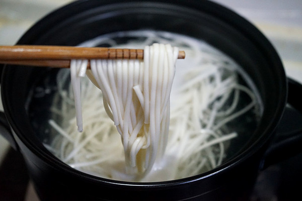 Mùng 2 Tết ngon miệng với 3 công thức nấu mì may mắn cho năm mới 2026 - Ảnh 10. Mùng 2 Tết ngon miệng với 3 công thức nấu mì may mắn cho năm mới 2026 - Ảnh 10.