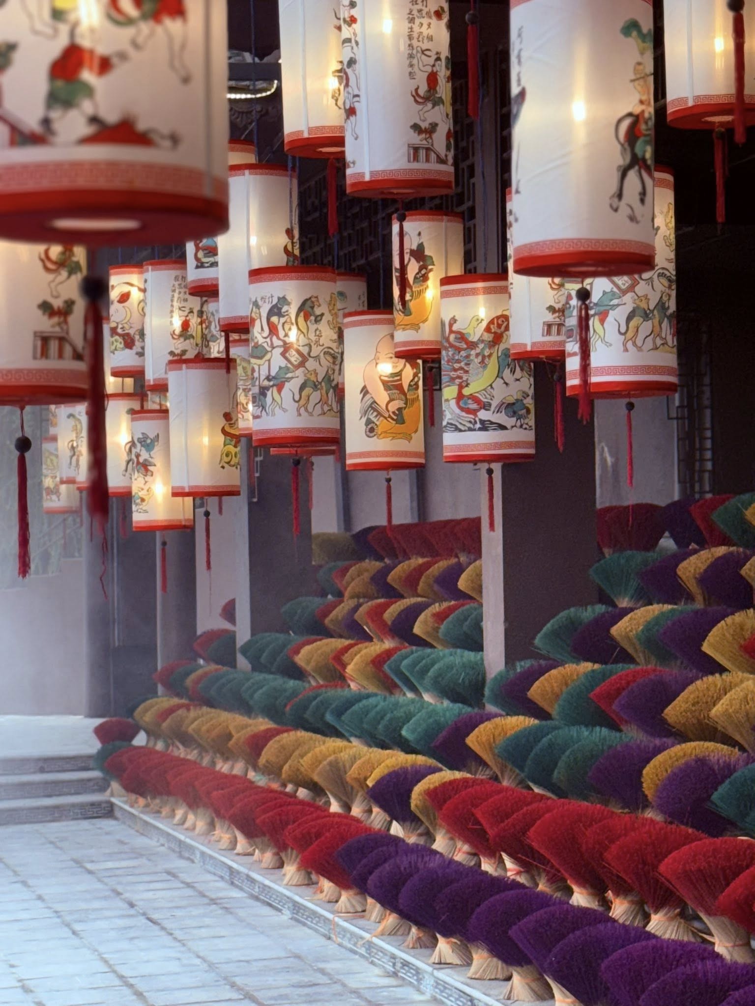 Ph&aacute;t hiện "ti&ecirc;n cảnh" tuyệt đẹp c&aacute;ch H&agrave; Nội chỉ 30km: Ng&ocirc;i đền tựa sơn đạp thủy g&acirc;y b&atilde;o hội m&ecirc; x&ecirc; dịch đầu xu&acirc;n B&iacute;nh Ngọ- Ảnh 9.