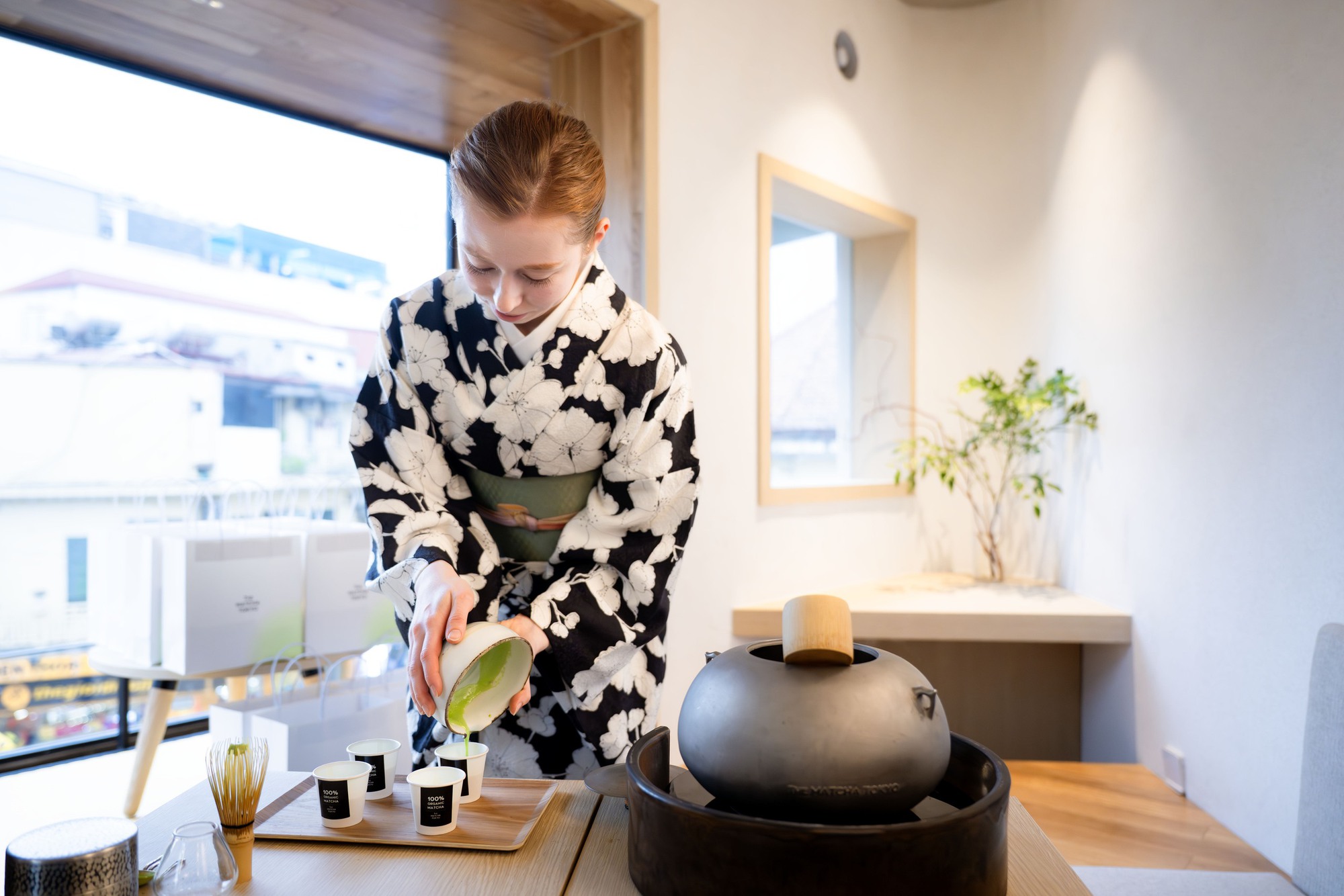 Gặp đại sứ THE MATCHA TOKYO giữa H&agrave; Nội: &ldquo;Chỉ 10 ph&uacute;t uống tr&agrave; cũng ảnh hưởng đến mức độ căng thẳng cả một ng&agrave;y&rdquo;- Ảnh 3.