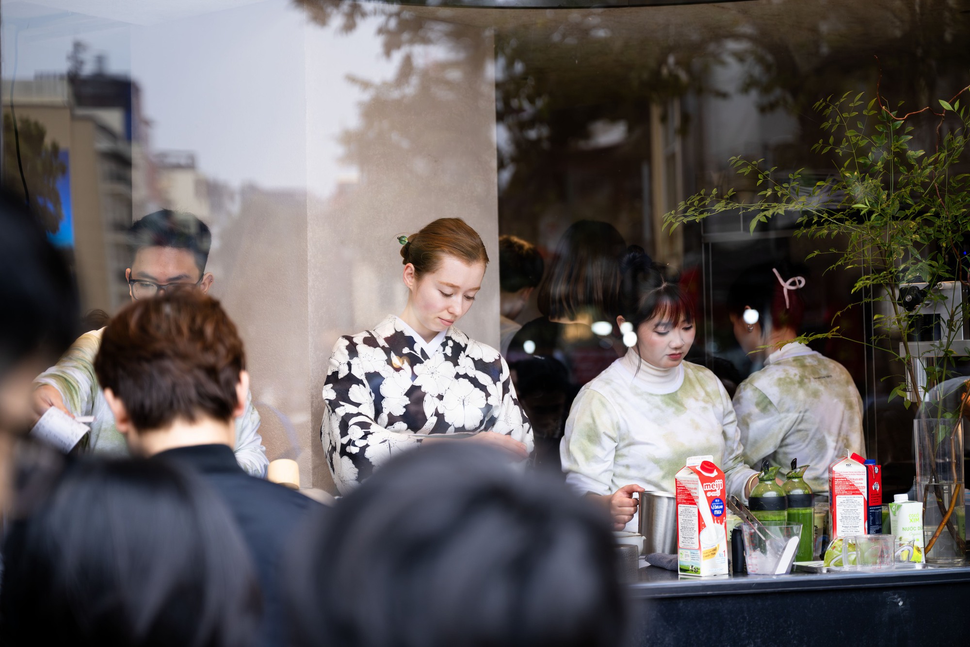 Gặp đại sứ THE MATCHA TOKYO giữa H&agrave; Nội: &ldquo;Chỉ 10 ph&uacute;t uống tr&agrave; cũng ảnh hưởng đến mức độ căng thẳng cả một ng&agrave;y&rdquo;- Ảnh 6.