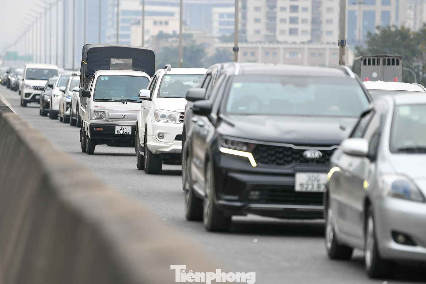 H&agrave; Nội m&ugrave;ng 2 Tết 2026: &Ugrave;n tắc giao th&ocirc;ng tại cửa ng&otilde; ph&iacute;a Nam - Ảnh 2.