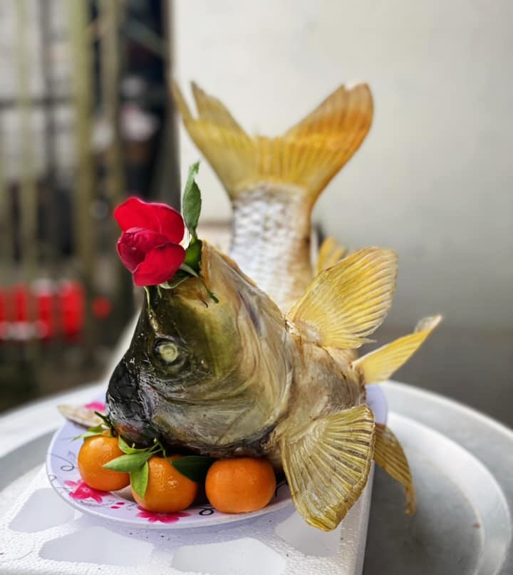 Cỗ khao l&atilde;o l&agrave;ng Diệc: Trải nghiệm c&aacute; ch&eacute;p nằm v&otilde;ng độc đ&aacute;o tại Hưng Y&ecirc;n - Ảnh 6.