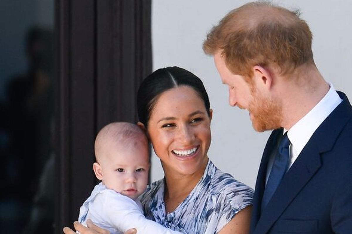 1prince-harry-and-meghan-with-archie-176996357735357092555-1770020843857-17700208440521618596489.jpg