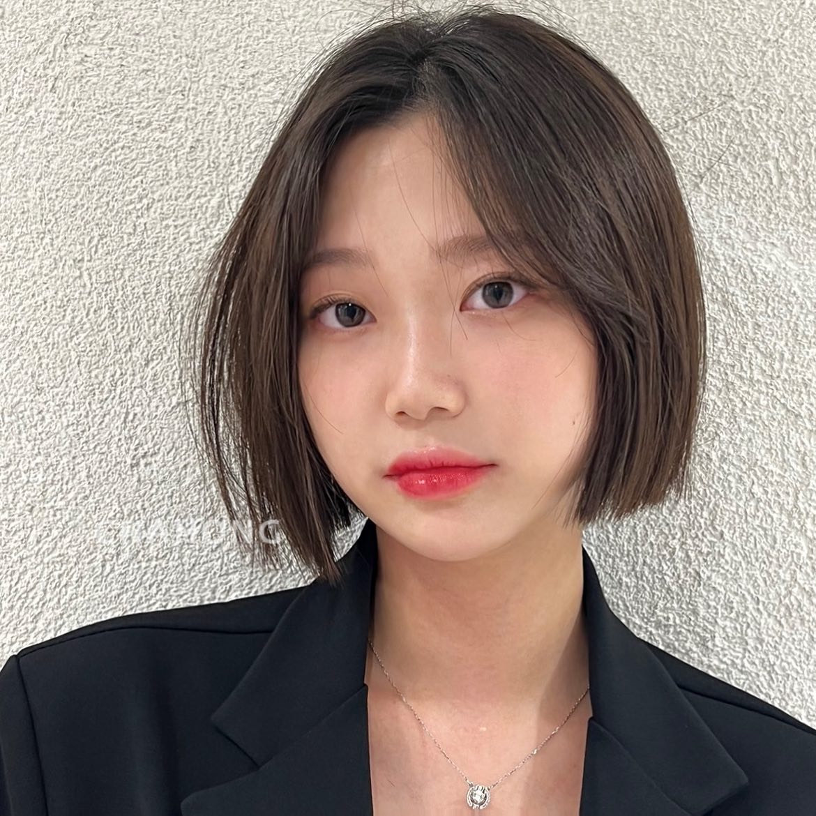 4 Kiểu t&oacute;c ngắn cho gương mặt tr&ograve;n đ&oacute;n Tết 2026 Cực kỳ sang chảnh v&agrave; trẻ trung - Ảnh 2.