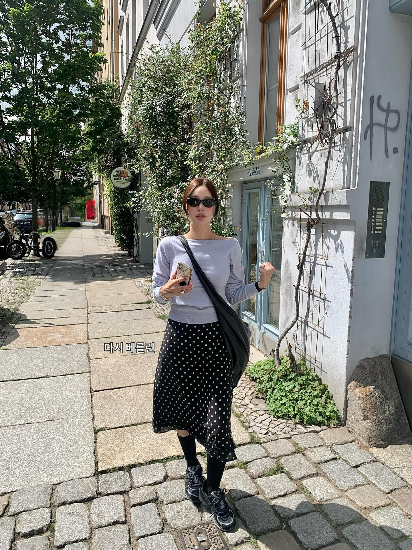 Sắm &aacute;o d&agrave;i tay Tết 2026 để trẻ trung v&agrave; sang xịn mịn cho ng&agrave;y đầu năm mới - Ảnh 11.