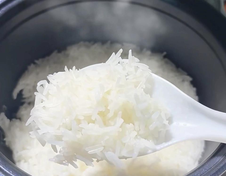 B&iacute; quyết để cơm ngon: Chỉ cần lưu &yacute; 3 chức năng n&agrave;y tr&ecirc;n nồi cơm điện l&agrave; cơm sẽ ngon tuyệt! - Ảnh 9.